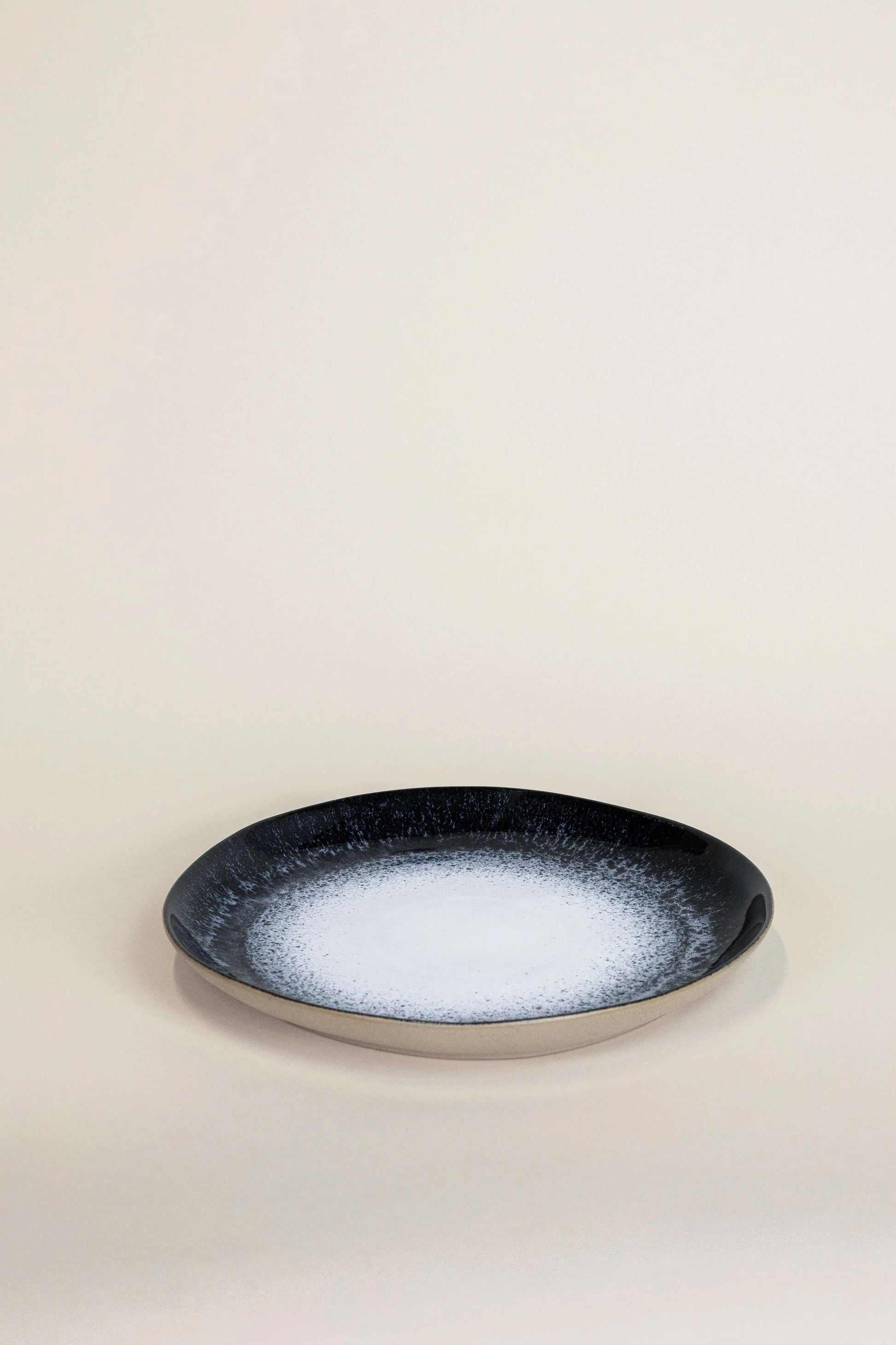 Big plate Sombra grain by grain