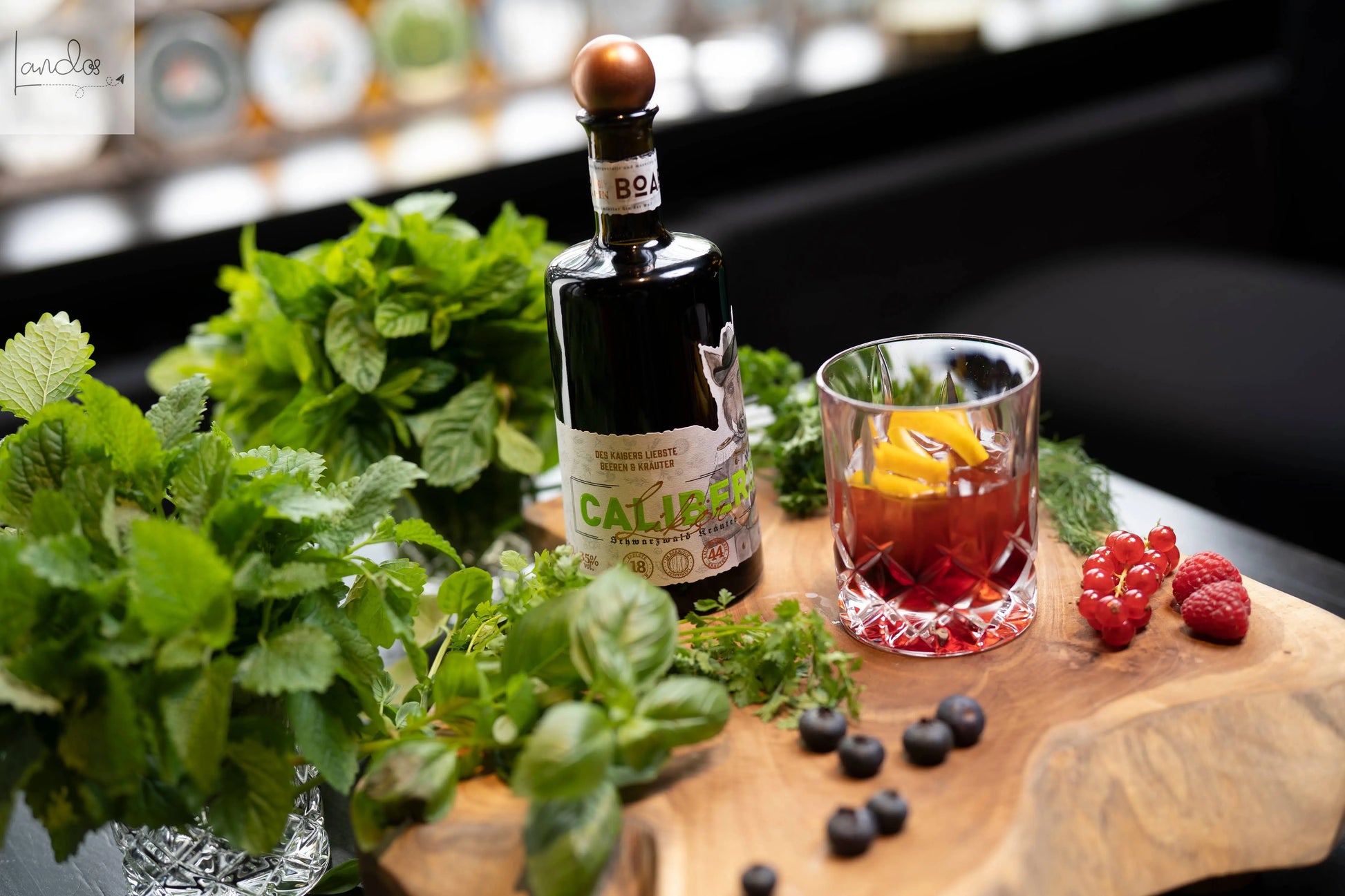 Caliber1844 - Schwarzwald Gin-Likör mit Beeren & Kräutern BOAR Distillery im Schwarzwald