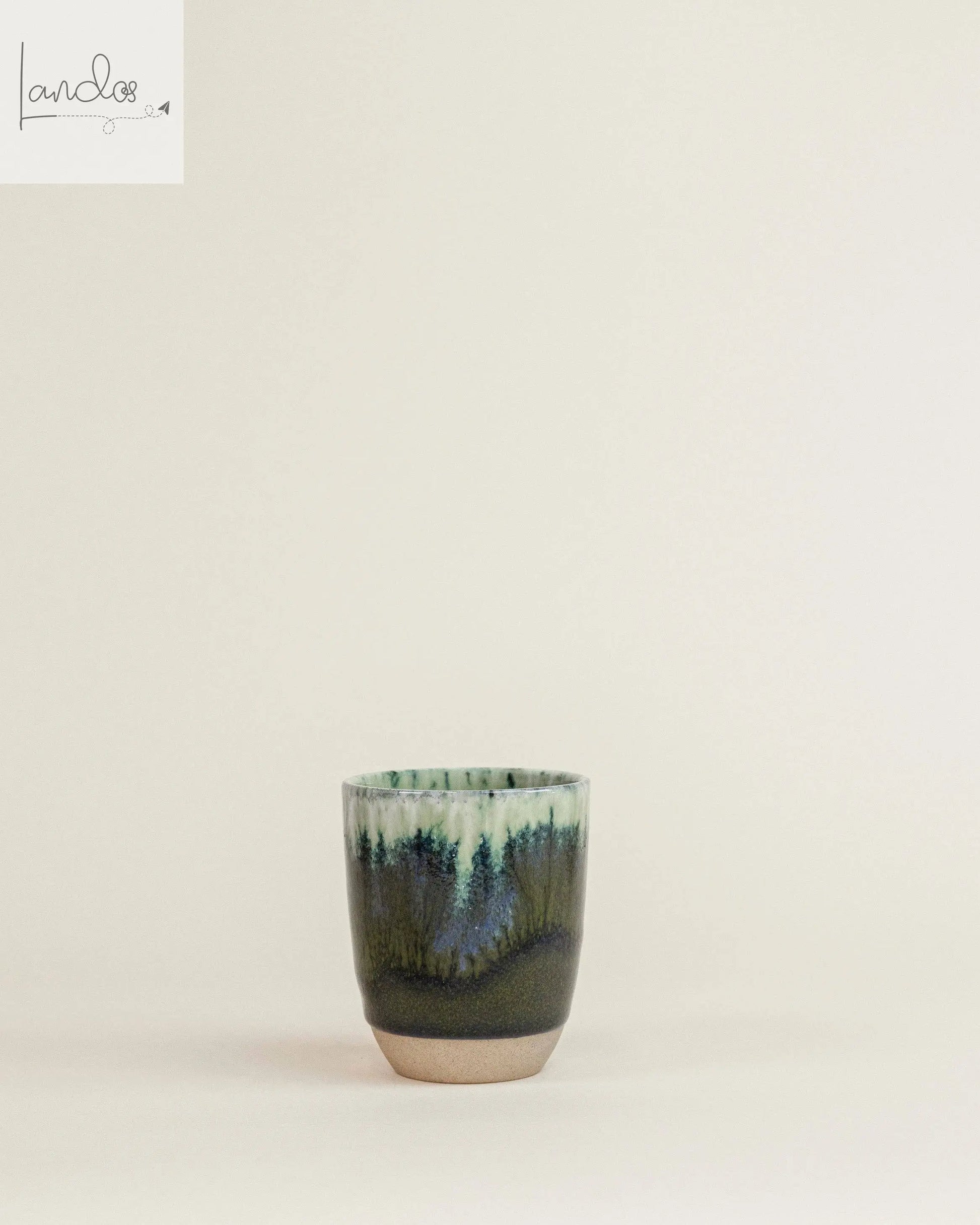 Cappuccino-Tasse Azeitona grain by grain