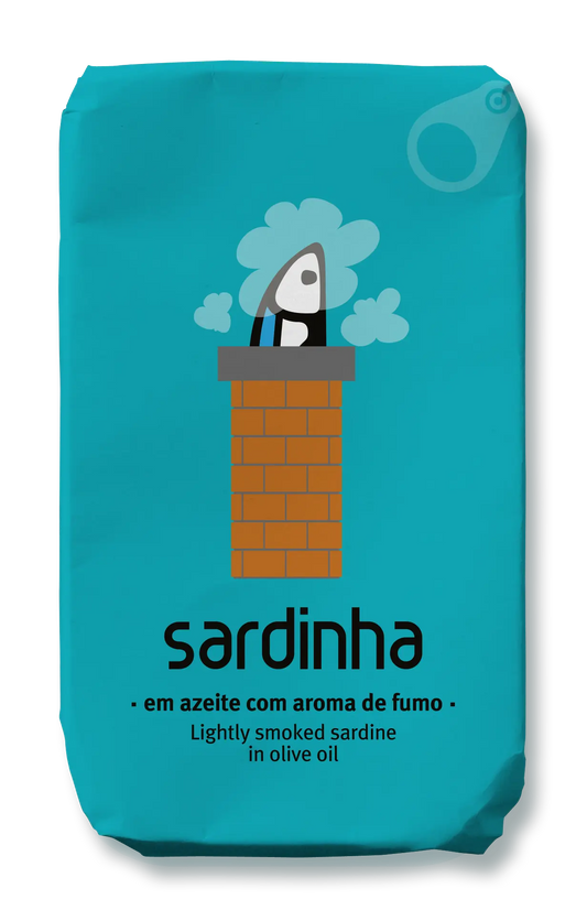 Sardine in olive oil with smoke aroma Sardinha