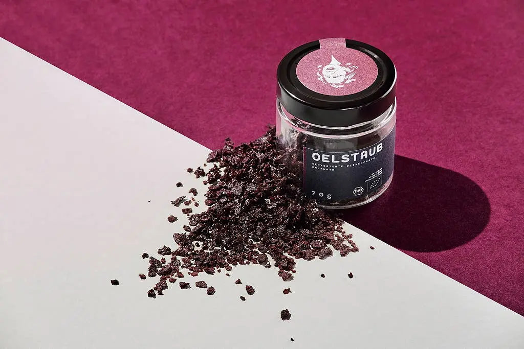 OELstaub Kalamata 70 g - Flocken aus Bio Oliven zum Würzen O.E.L. - Thalassa GmbH & Co. KG